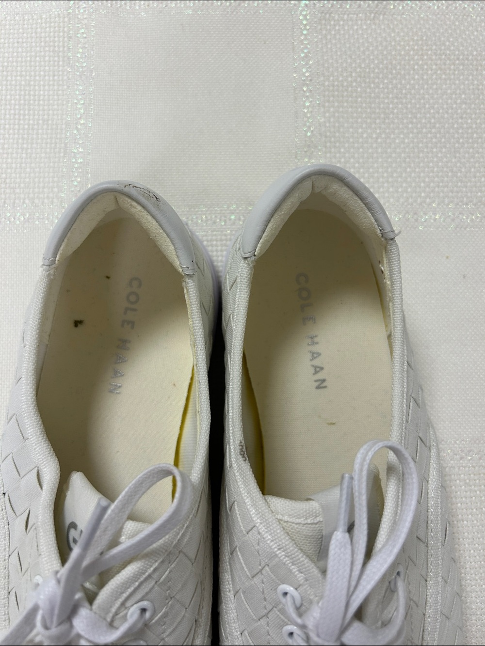 Cole Haan White Woven Lace-Up Sneakers size 9.5 image 2